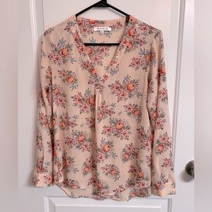 Rose + Olive XS semi sheer floral high low blouse